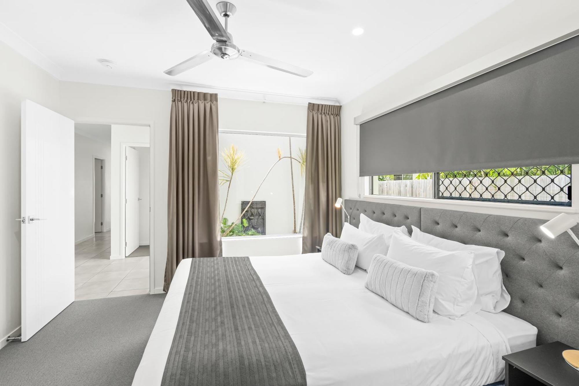 Blue Lagoon Villa B ケアンズ エクステリア 写真
